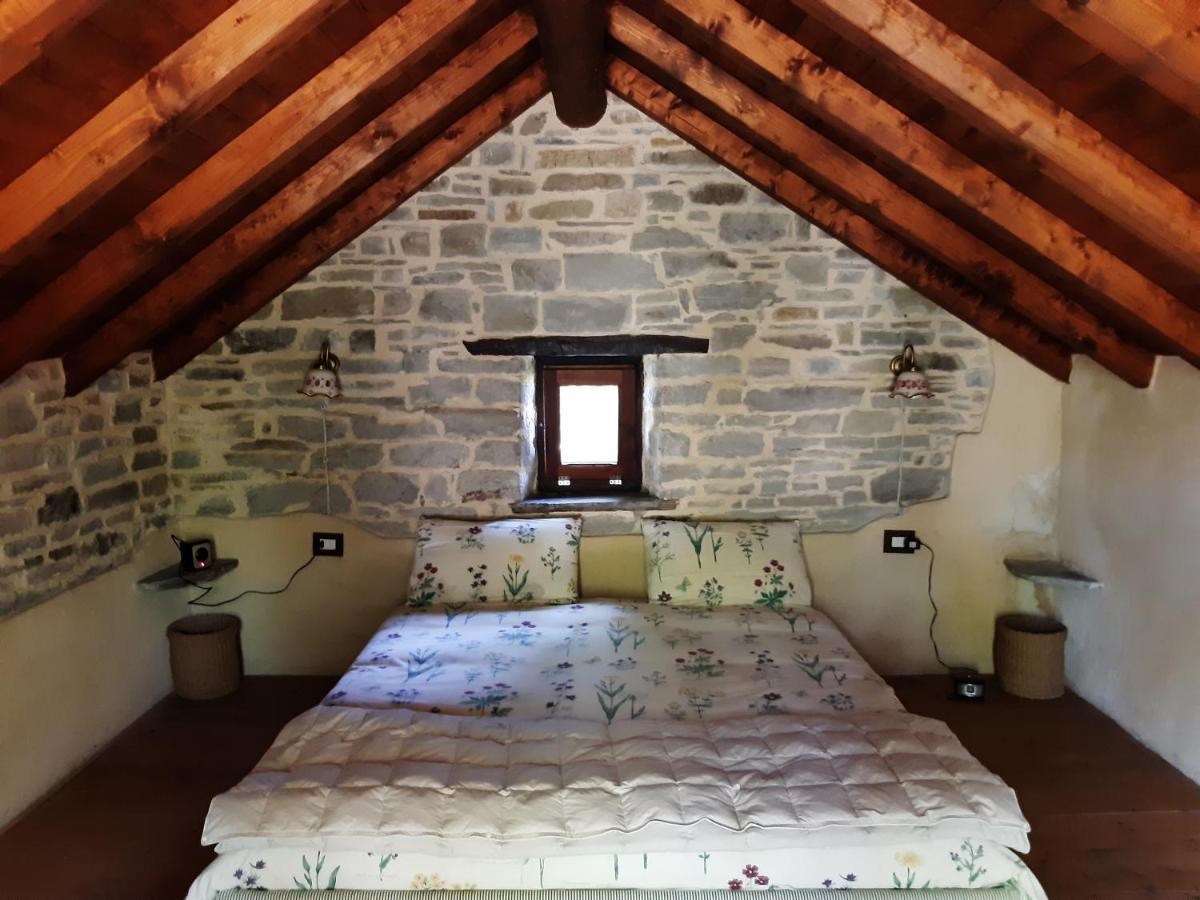 Ca' D'Alfieri Villa Барди Екстериор снимка