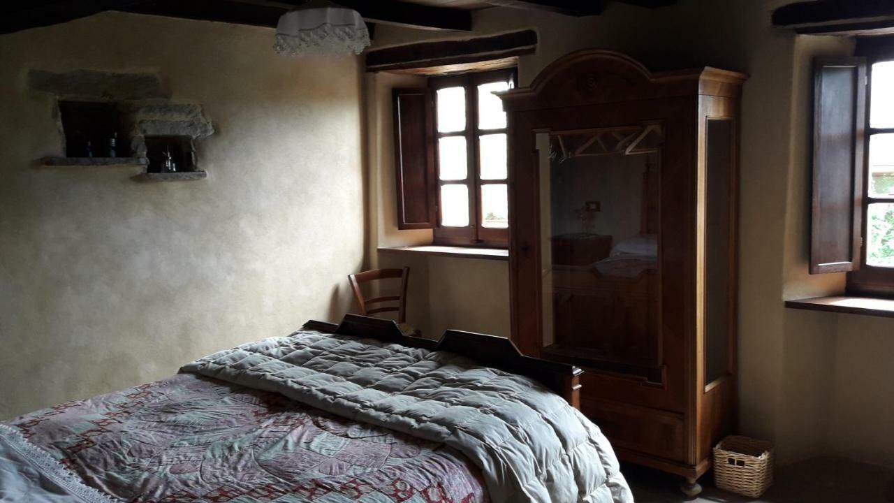 Ca' D'Alfieri Villa Барди Екстериор снимка