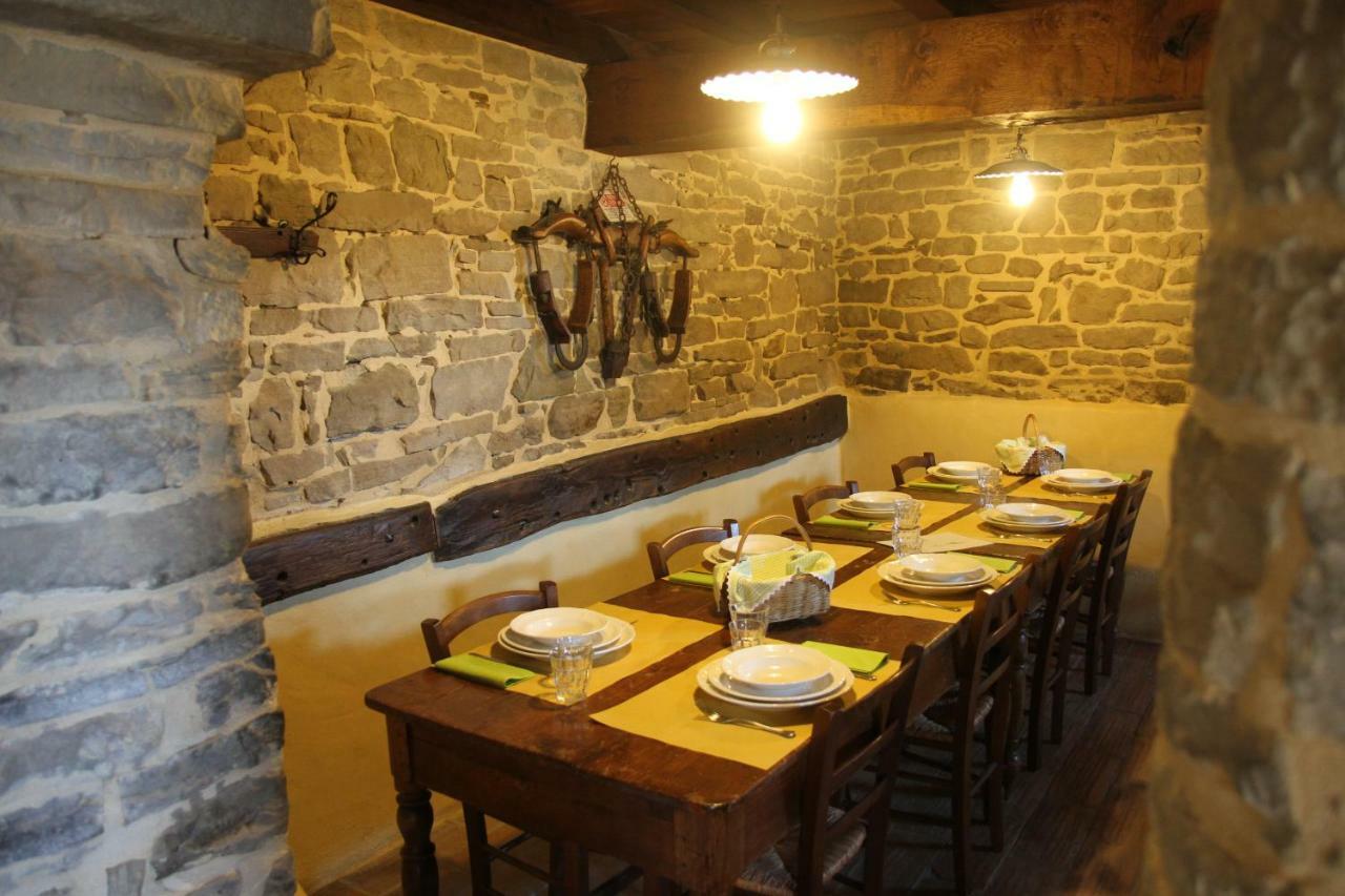 Ca' D'Alfieri Villa Барди Екстериор снимка